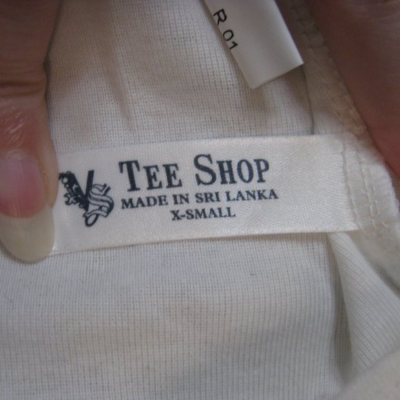 NWOT Victoria's Secret white 1/2 sleeve top tee t shirt XS extra small - Picture 6 of 6